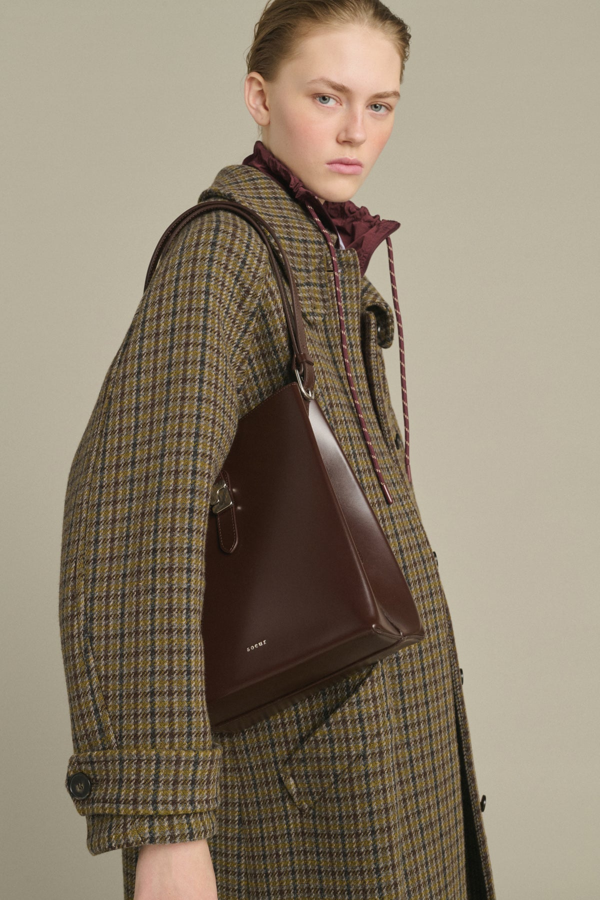 Bello Bag - Warm Brown Box Leather Bucket - Soeur