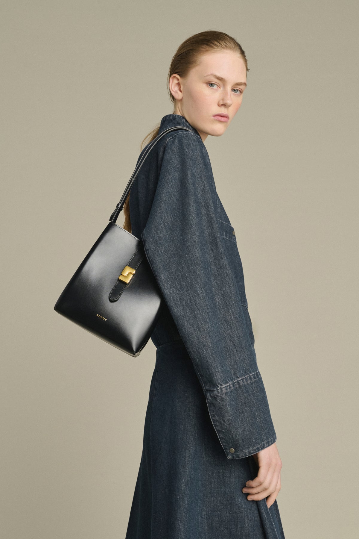 Bello Mini bag - Black Box Leather Bucket Bag - Soeur vue 2